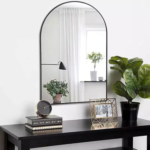 Miroir mural décoratif en métal 20x30 encadré et cintré pour mur noir