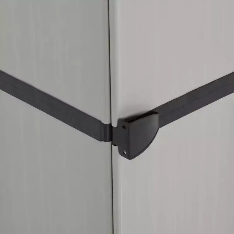 Armoire de rangement de jardin durable en PVC et PP avec trois étagères pour un rangement organisé sur la terrasse, le balcon ou dans le garage - Gris et noir