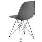 Chaise de salle à manger en plastique avec base chromée
