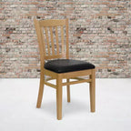 Chaise de restaurant en bois à dossier à lattes verticales