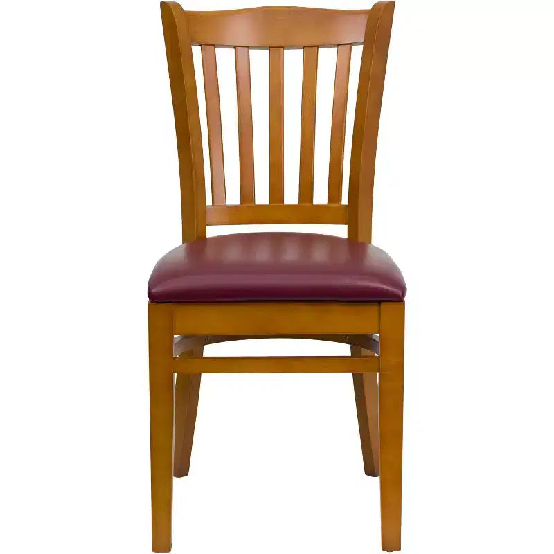 Chaise de restaurant en bois à dossier à lattes verticales