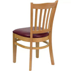Chaise de restaurant en bois à dossier à lattes verticales