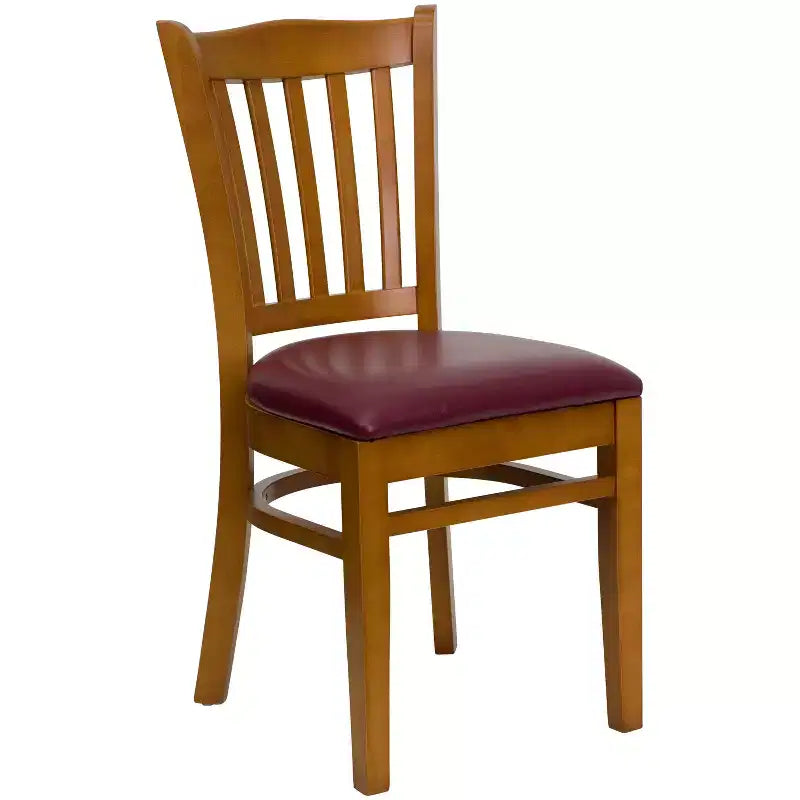 Chaise de restaurant en bois à dossier à lattes verticales